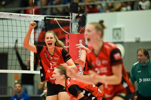 Mette Pfeffer (Dresdner SC, 12) Dresdner SC vs. SSC Palmberg Schwerin, WT Energiesysteme Supercup, Volleyball Bundesliga Damen, Spielzeit 2025 2026, 04.10.2025 Dresdner SC vs. SSC Palmberg Schwerin, WT Energiesysteme Supercup, Volleyball Bundesliga Damen, Spielzeit 2025 2026, 04.10.2025 Dresden Copyright: xEibner-Pressefoto xHoepnerx EP_PHR