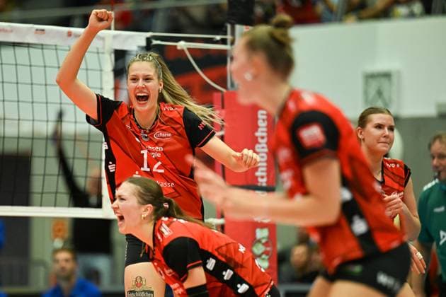 Mette Pfeffer (Dresdner SC, 12) Dresdner SC vs. SSC Palmberg Schwerin, WT Energiesysteme Supercup, Volleyball Bundesliga Damen, Spielzeit 2025 2026, 04.10.2025 Dresdner SC vs. SSC Palmberg Schwerin, WT Energiesysteme Supercup, Volleyball Bundesliga Damen, Spielzeit 2025 2026, 04.10.2025 Dresden Copyright: xEibner-Pressefoto xHoepnerx EP_PHR