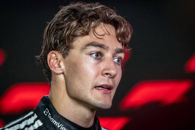 Marina Bay Street Circuit, Singapore, Singapore. 4.October.2025; George Russell of Great Britain and Mercedes-AMG PETRONAS F1 Team during Formula One Singapore Grand Prix  aflo_305889101