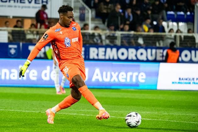 FOOTBALL : AJ Auxerre vs RC Lens - Ligue 1 - JournÃ e 7 - 04 10 2025 Donovan Leon (AJ Auxerre) AuxerreFrance  Copyright: xBaptistexAutissierx