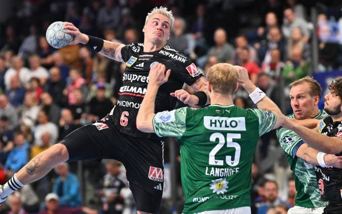 Sport Bilder des Tages 04.10.2025 - Handball - 1. Bundesliga DAIKIN HBL - Saison 2025 2026 - 07. Spieltag: HC Erlangen Metropolregion Nürnberg HCE - Füchse Berlin - - xwoxzix - Marek Nissen (6, HC Erlangen HCE )