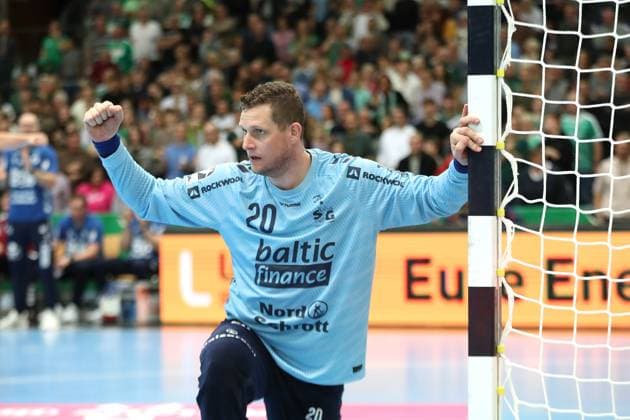 Handball DAIKIN HBL: SC DHfK Leipzig - SG Flensburg-Handewitt; 04.10.2025 Torwart Kevin Möller (20, SG Flensburg-Handewitt) mit Siegerfaust. Handball, DAIKIN HBL, 1. Bundesliga, Saison 2025 2026, 7. Spieltag: SC DHfK Leipzig vs. SG Flensburg-Handewitt am 04.10.2025 in der Quarterback Immobilien Arena Leipzig. Copyright: xBEAUTIFULxSPORTS JanxKaeferx