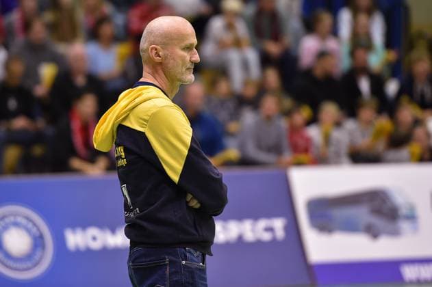 Milan Maric (SV Schwaig, Trainer) TV Rottenburg vs. SV Schwaig, Volleyball, 2. Bundesliga Sued, 3. Spieltag, Spiel 5524, Saison 2025 2026, 04.10.2025, TV Rottenburg vs. SV Schwaig, Volleyball, 2. Bundesliga Sued, 3. Spieltag, Spiel 5524, Saison 2025 2026, 04.10.2025 Rottenburg Copyright: xEibner-Pressefoto RalphxKunzex EP_RKE