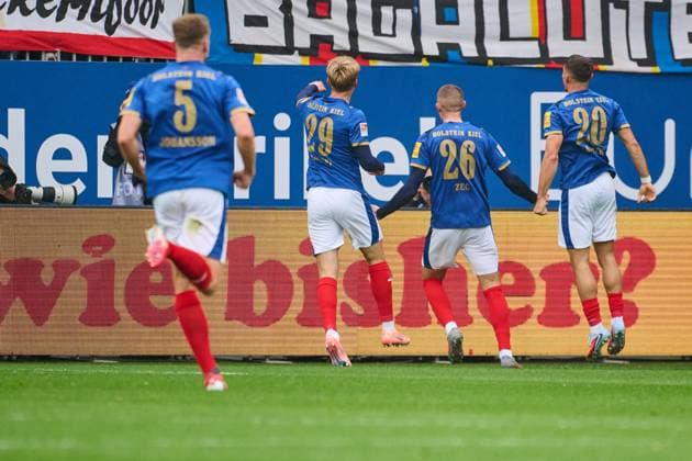04.10.2025, Fußball, Herren, 2.BL (Bundesliga), Saison 2025 2026, Holstein Kiel - SV Darmstadt 98, 8. Spieltag David Zec Torjubel Kiel, Holstein-Stadion Holstein-Stadion Schleswig-Holstein Deutschland