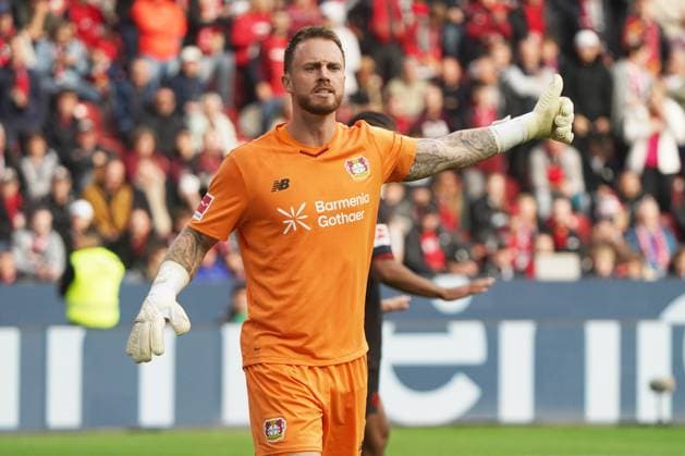 Fussball, 1 Bundesliga, Saison 2025 2026, Bayer 04 Leverkusen- 1.FC Union Berlin 04.10.2025, Bayarena Leverkusen Mark Flekken, TW Bayer 04 Leverkusen , Aktion, Einzelbild