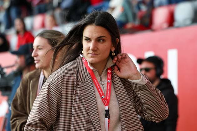 Jovana Damnjanovic (FC Bayern Muenchen, 09), GER, FC Bayern Muenchen vs. SV Werder Bremen, Fussball, Google Pixel Frauen-Bundesliga, 5. Spieltag, Saison 2025 2026, 04.10.2025, DFL DFB REGULATIONS PROHIBIT ANY USE OF PHOTOGRAPHS as IMAGE SEQUENCES and or QUASI-VIDEO, GER, FC Bayern Muenchen vs. SV Werder Bremen, Fussball, Google Pixel Frauen-Bundesliga, 5. Spieltag, Saison 2025 2026, 04.10.2025 Muenchen Copyright: xEibner-Pressefoto JennixMaulx EP_JML