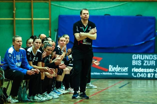 Handball I Frauen I Saison 2025 2026 I 3.Liga Nord I 4 Spieltag I SV Henstedt-Ulzburg - HSG Blomberg-Lippe II I 04.10.2025 Sönke Marxen (SV Henstedt-Ulzburg) Copyright: xLobeca RalfxHomburgx