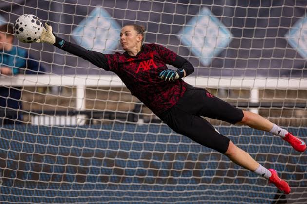 Football - FA Women™s Super League - London City Lionesses FC v Liverpool FC Women LONDON, ENGLAND - Sunday, October 5, 2025: Liverpool s goalkeeper Rafaela Borggräfe during the pre-match warm-up before the FA Women™s Super League match between London City Lionesses FC and Liverpool FC Women at Hayes Lane. (Photo by David Rawcliffe Propaganda) LONDON Hayes Lane GREATER LONDON ENGLAND  Copyright: xPropagandax P2025-10-05-London_City_Liverpool_W-38