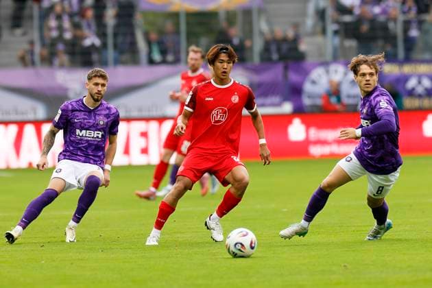 Fußball 3. Liga 10.Spieltag , Erzgebirge Aue - Rot-Weiss Essen am 05.10.2025 im Erzgebirgsstadion in Aue Kaito Mizuta ( Rot-Weiss Essen )