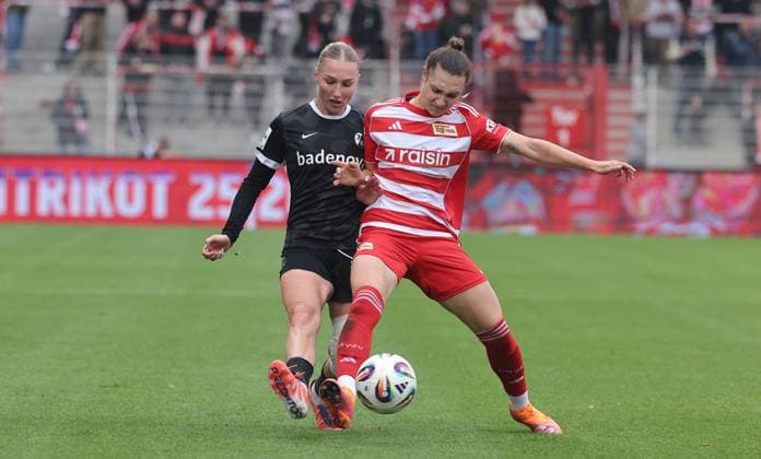 Sophie Nachtigall, Sophie Weidauer Zweikampf Spielszene Aktion Fußball Fussball Damen Bundesliga 5. Spieltag Saison 2025 2026 05.10.2025 1.FC Union Berlin vs. SC Freiburg SCF DFL regulations prohibit any use of photographs as image sequences and or quasi-video