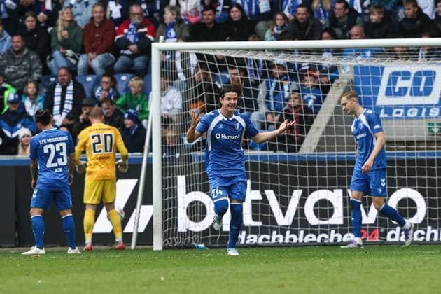 Jean Hugonet (1. FC Magdeburg,24) - 2. Fußball Bundesliga Saison 2025-2026 1. FC Magdeburg vs. SV 07 Elversberg in der Avnet Arena in Magdeburg - Aktion,Fußball,Mann,Männer,Deutschland,05.10.2025