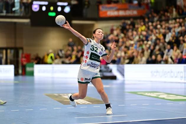 Handball I Frauen I Saison 2025-2026 I 1. HBF I 4. Spieltag I Buxtehuder SV - FRISCH AUF Göppingen I 05.10.2025 Haruno Sasaki (32, FRISCH AUF Göppingen) Buxtehude Halle Nord Niedersachsen Deutschland Copyright: xLobeca FelixxSchlikisx