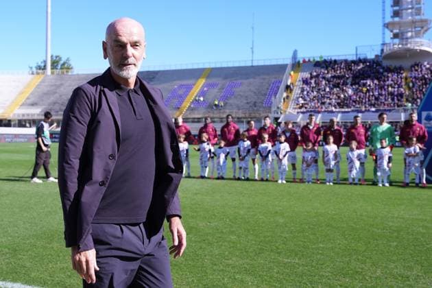 Fiorentina™s head coach Stefano Pioli during the Serie A EniLive soccer match between Fiorentina and Roma at the Artemio Franchi stadium in Florence, Italy - Sunday October 5, 2025 - Soccer ( Photo by Alfredo Falcone LaPresse )  Copyright: xAlfredoxFalcone LaPressex