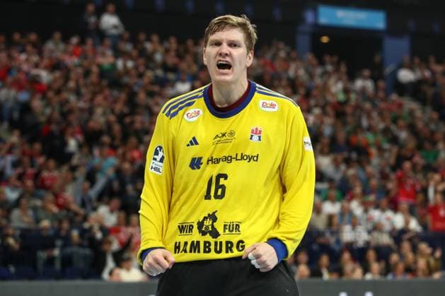 05.10.2025, xtgx, Handball Verein - SC Magdeburg v.l. Robin Paulsen Haug (Hamburg, 16) Jubelt ueber gehaltenen Ball, abgewehrt, gehalten, Torhueter Hamburg