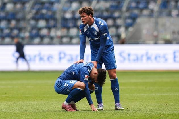 Max Geschwill (1. FC Magdeburg,28) mit Laurin Ulrich (1. FC Magdeburg,8) - 2. Fußball Bundesliga Saison 2025-2026 1. FC Magdeburg vs. SV 07 Elversberg in der Avnet Arena in Magdeburg - Aktion,Fußball,Mann,Männer,Deutschland,05.10.2025