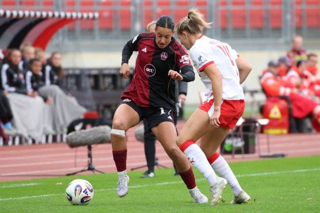 05.10.2025 - Fussball - Saison 2025 2026 - 1. Google Pixel Frauen Bundesliga - 05. Spieltag: 1. FC Nürnberg FCN ( Club Clubfrauen ) - RB Leipzig - Sportfoto Zink DCDE - xdcxdex - Selma Licina ( 17, 1. FC Nürnberg FCN ), Marleen Schimmer (14, RB Leipzig )