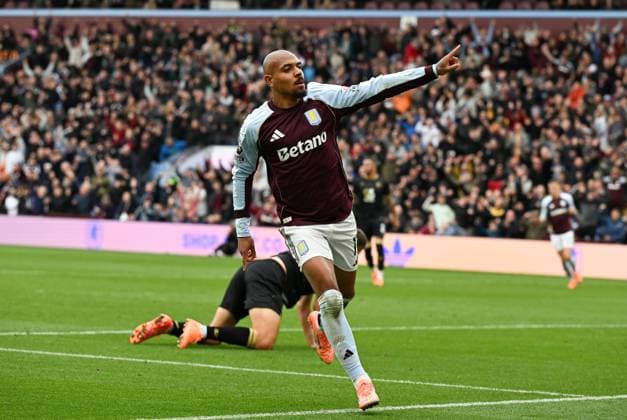 Donyell Malen of Aston Villa celebrates after scoring the team s second goal Aston Villa v Burnley, Premier League, Football, Villa Park, Birmingham, UK - 05 Oct 2025Birmingham Villa Park United Kingdom EDITORIAL USE ONLY No use with unauthorised audio, video, data, fixture lists, club league logos or live services. Online in-match use limited to 120 images, no video emulation. No use in betting, games or single club league player publications. Copyright: xAnnaxGowthorpe Shutterstockx 15515860ac