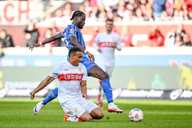 Jamie Leweling (VfB Stuttgart) und Omar TraorÃ (1. FC Heidenheim 1846) im Zweikampf waehrend des spiels der Bundesliga zwischen VfB Stuttgart und 1. FC Heidenheim 1846, MHPArena Stuttgart am 05. October 2025 in Stuttgart, Deutschland. (Foto von Harry Langer DeFodi Images) +++ Jamie Leweling (VfB Stuttgart) und Omar TraorÃ (1. FC Heidenheim 1846) battle for the ball during the Bundesliga match between VfB Stuttgart and 1. FC Heidenheim 1846 at MHPArena Stuttgart on October 5, 2025 in Stuttgart, Germany. (Photo by Harry Langer DeFodi Images) DFL regulations prohibit any use of photographs as image sequences and or quasi-video. (Photo by Harry Langer DeFodi Images) DFL regulations prohibit any use of photographs as image sequences and or quasi-video. Jamie Leweling VfB Stuttgart und Omar TraorÃ 1 FC Heidenheim 1846 im Zweikampf waehrend des spiels der Bundesliga zwischen VfB Stuttgart und 1 FC Heidenheim 1846, MHPArena Stuttgart am 05 October 2025 in Stuttgart, Deutschland Foto von Harry Langer DeFodi Images Jamie Leweling VfB Stuttgart und Omar TraorÃ 1 FC Heidenheim 1846 battle for the ball during the Bundesliga match between VfB Stuttgart and 1 FC Heidenheim 1846 at MHPArena Stuttgart on October 5, 2025 in Stuttgart, Germany Photo by Harry Langer DeFodi Images DFL regulations prohibit any use of photographs as image sequences and or quasi video Photo by Harry Langer DeFodi Images DFL regulations prohibit any use of photographs as image sequences and or quasi video