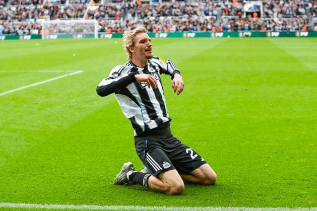 Newcastle United FC v Nottingham Forest FC, Premier League Nick Woltemade Of Newcastle United scores a GOAL 2-0 and celebrates during the Newcastle United FC v Nottingham Forest FC English Premier League match at St.James Park, Newcastle, England, United Kingdom on 5 October 2025 Credit: Lee Keuneke Every Second Media Editorial use only. All images are copyright Every Second Media Limited. No images may be reproduced without prior permission. All rights reserved. Premier League and Football League images are subject to licensing agreements with Football DataCo Limited. see https: www.football-dataco.com Copyright: xIMAGO EveryxSecondxMediax ESM-1616-0068 LeexKeunekex xEveryxSecondxMediax