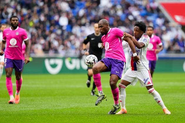 Olympique Lyonnais v Toulouse FC - Ligue 1 McDonald s 2025 2026 19 Djibril SIDIBE (tfc) - 11 Malick FOFANA (ol) during the Ligue 1 McDonald s match between Lyon and Toulouse at Groupama Stadium on October 5, 2025 in Lyon, France. Lyon France  Copyright: xFEPx 776348149