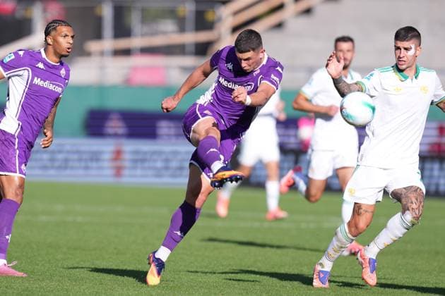 Fiorentina™s Roberto Piccoli during the Serie A EniLive soccer match between Fiorentina and Roma at the Artemio Franchi stadium in Florence, Italy - Sunday October 5, 2025 - Soccer ( Photo by Alfredo Falcone LaPresse )  Copyright: xAlfredoxFalcone LaPressex