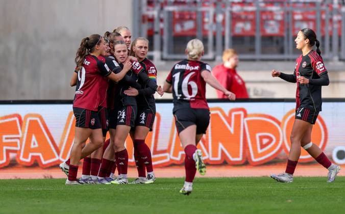 DEU, Nürnberg, FC Nürnberg vs RB Leipzig, Google Pixel Bundesliga, DFB, Saison 2526, Max-Morlock-Stadion, 5. Spieltag im Bild: Nastassja Lein (FC Nürnberg 24) erzielt das Tor zum 1:1, Jubel mit dem Team DFB DFL REGULATIONS PROHIBIT ANY USE OF PHOTOGRAPHS AS IMAGE SEQUENCES AND OR QUASI-VIDEO, 05.10.2025, Copyright: HMBxMedia HendrikxHamelau