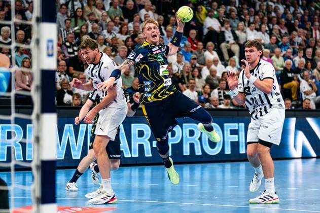 Edwin Aspenbaeck (Rhein-Neckar Loewen, 78) beim Wurf, GER, THW Kiel vs Rhein-Neckar Loewen, Handball, Bundesliga, Spieltag 7, Saison 2025 2026, 05.10.2025 GER, THW Kiel vs Rhein-Neckar Loewen, Handball, Bundesliga, Spieltag 7, Saison 2025 2026, 05.10.2025 Kiel Copyright: xEibner-Pressefoto MaxxVincenx EP_MVN