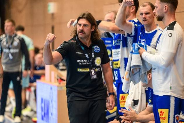 Sebastian, Hinze (Trainer, ThSV Eisenach) GER, Thueringen, ThSV Eisenach gegen VfL Gummersbach, 1. Daikin Handballbundesliga, Handball, 7.Spieltag, Saison 2025 2026, Sonntag, 05.10.2025 GER, Thueringen, ThSV Eisenach gegen VfL Gummersbach, 1. Daikin Handballbundesliga, Handball, 7.Spieltag, Saison 2025 2026, Sonntag, 05.10.2025 Eisenach Copyright: xEibner-Pressefoto MartinxHerbstx EP_MHT