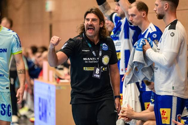 Sebastian, Hinze (Trainer, ThSV Eisenach) GER, Thueringen, ThSV Eisenach gegen VfL Gummersbach, 1. Daikin Handballbundesliga, Handball, 7.Spieltag, Saison 2025 2026, Sonntag, 05.10.2025 GER, Thueringen, ThSV Eisenach gegen VfL Gummersbach, 1. Daikin Handballbundesliga, Handball, 7.Spieltag, Saison 2025 2026, Sonntag, 05.10.2025 Eisenach Copyright: xEibner-Pressefoto MartinxHerbstx EP_MHT