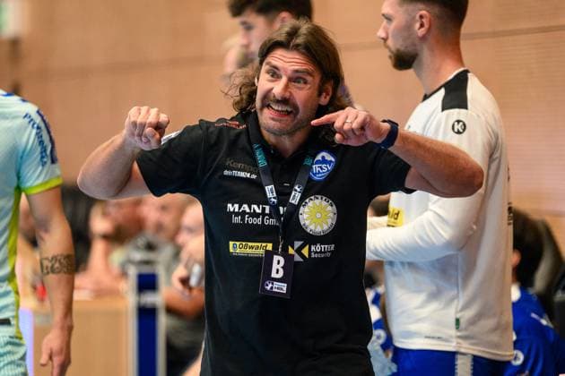 Sebastian, Hinze (Trainer, ThSV Eisenach) GER, Thueringen, ThSV Eisenach gegen VfL Gummersbach, 1. Daikin Handballbundesliga, Handball, 7.Spieltag, Saison 2025 2026, Sonntag, 05.10.2025 GER, Thueringen, ThSV Eisenach gegen VfL Gummersbach, 1. Daikin Handballbundesliga, Handball, 7.Spieltag, Saison 2025 2026, Sonntag, 05.10.2025 Eisenach Copyright: xEibner-Pressefoto MartinxHerbstx EP_MHT