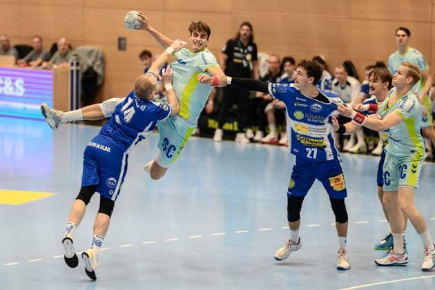 Julian, Koester (RL, VfL Gummersbach, 7), Peter, Walz (Kreislaeufer, ThSV Eisenach, 14), Philipp, Meyer (Kreislaeufer, ThSV Eisenach, 27), Ellidi Snaer, Vidarsson (KM, VfL Gummersbach, 4), Felix, Aellen (Rueckraum Mitte, ThSV Eisenach, 22) GER, Thueringen, ThSV Eisenach gegen VfL Gummersbach, 1. Daikin Handballbundesliga, Handball, 7.Spieltag, Saison 2025 2026, Sonntag, 05.10.2025 GER, Thueringen, ThSV Eisenach gegen VfL Gummersbach, 1. Daikin Handballbundesliga, Handball, 7.Spieltag, Saison 2025 2026, Sonntag, 05.10.2025 Eisenach Copyright: xEibner-Pressefoto MartinxHerbstx EP_MHT