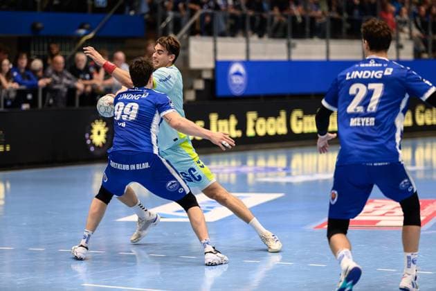Julian, Koester (RL, VfL Gummersbach, 7), Tillman, Leu (Kreislaeufer, ThSV Eisenach, 99), Philipp, Meyer (Kreislaeufer, ThSV Eisenach, 27) GER, Thueringen, ThSV Eisenach gegen VfL Gummersbach, 1. Daikin Handballbundesliga, Handball, 7.Spieltag, Saison 2025 2026, Sonntag, 05.10.2025 GER, Thueringen, ThSV Eisenach gegen VfL Gummersbach, 1. Daikin Handballbundesliga, Handball, 7.Spieltag, Saison 2025 2026, Sonntag, 05.10.2025 Eisenach Copyright: xEibner-Pressefoto MartinxHerbstx EP_MHT