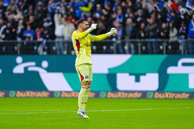 Torjubel Daniel Heuer Fernandes (Hamburger SV, 01) nach Tor zum 1:0 Albert Sambi Lokonga (Hamburger SV, 06) GER, Hamburger SV vs. FSV Mainz 05, Fussball, 1. Bundesliga, Spieltag 6, Saison 2025 2026, 05.10.2025 GER, Hamburger SV vs. FSV Mainz 05, Fussball, 1. Bundesliga, Spieltag 6, Saison 2025 2026, 05.10.2025 Hamburg Copyright: xEibner-Pressefoto MarcelxvonxFehrnx EP_MFN