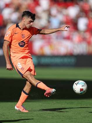 ESP: Sevilla FC - FC Barcelona, Barca La Liga EA Sports. Date 8 Pedro Gonzalez Pedri of FC Barcelona during the La Liga EA Sports match between Sevilla FC and FC Barcelona played at Ramon Sanchez Pizjuan Stadium on October 5, 2025 in Sevilla, Spain. kpng Copyright: xAntonioxPozox xPRESSINx AP_251005_SEV_BAR_2525_1793