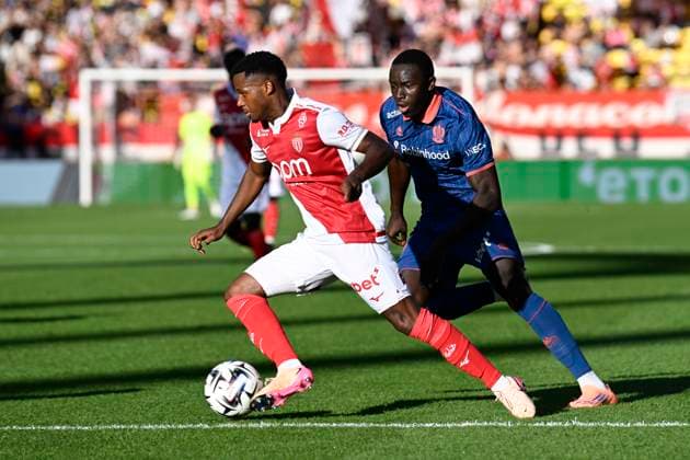 FOOTBALL : AS Monaco VS OGC Nice - Ligue 1 McDonald s - 05 10 2025 Ansu Fati (ASM) Antoine Mendy (OGC Nice) - Ligue 1 McDonald s match between AS Monaco and OGC Nice on October 5, 2025 at the Louis II Stadium in Monaco. MonacoMonaco  Copyright: xWilliamxCannarellax