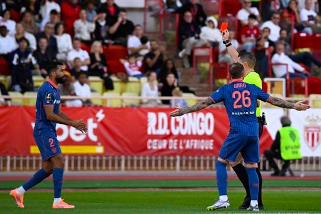 FOOTBALL : AS Monaco VS OGC Nice - Ligue 1 McDonald s - 05 10 2025 Red card for Ali Abdi (OGC Nice) - Ligue 1 McDonald s match between AS Monaco and OGC Nice on October 5, 2025 at the Louis II Stadium in Monaco. MonacoMonaco  Copyright: xWilliamxCannarellax