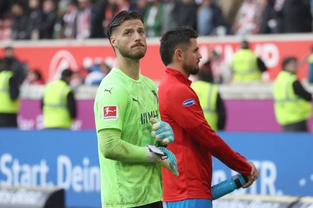 05.10.25 VfB Stuttgart - 1. FC Heidenheim Deutschland, Stuttgart, 05.10.2025, Fussball, Bundesliga, VfB Stuttgart - 1. FC Heidenheim: TW Diant Ramaj, HdH.