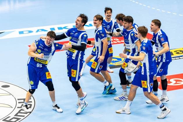 05.10.2025, GER, Handball, Maenner, Saison 25 26, Daikin 1.Bl, 7.Spieltag ThSV Eisenach - VfL Gummersbach der ThSV Eisenach gewinnt gegen dem VfL Gummersbach mit 32:29 99817 Eisenach Werner-Assmann-Halle Am Sportp Thueringen Deutschland