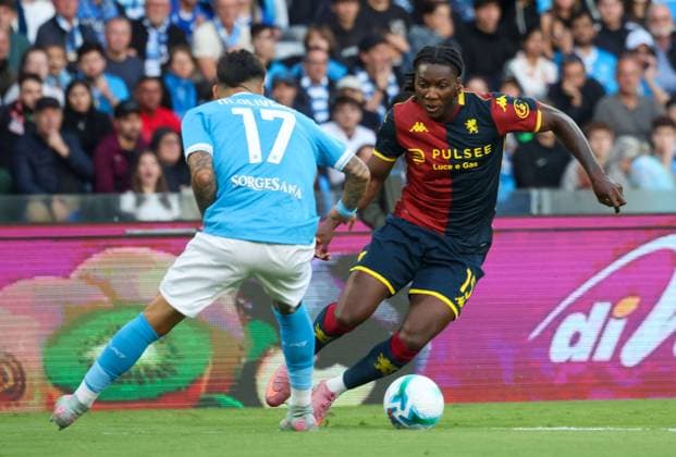 October 5, 2025, Napoli, Campania, ITALIA: Brooke Norton-Cuffy of FC Genoa During the 2025 26 Italian Serie A football match between SSC Napoli and Genoa on October 5, 2025, at the Diego Armando Maradona Stadium in Naples...Pictured: Napoli ITALIA - ZUMAs236 20251005_aap_s236_009 Copyright: xFabioxSassox
