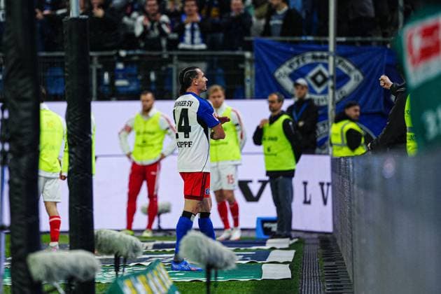 Torjubel nach Tor zum 4:0 Rayan Philippe (Hamburger SV, 14) GER, Hamburger SV vs. FSV Mainz 05, Fussball, 1. Bundesliga, Spieltag 6, Saison 2025 2026, 05.10.2025 GER, Hamburger SV vs. FSV Mainz 05, Fussball, 1. Bundesliga, Spieltag 6, Saison 2025 2026, 05.10.2025 Hamburg Copyright: xEibner-Pressefoto MarcelxvonxFehrnx EP_MFN