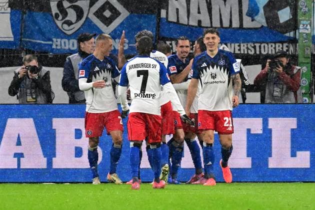 Fussball I Herren I 1. Bundesliga l Hamburger SV - 1. FSV Mainz 05 I 06. Spieltag I Saison 2025-2026 I HSV I 05.10.2025 I Mainz 05 I HSV Torjubel zum 4:0 Torschuetze ist Philippe Rayan (HSV) , Sportplatz : Volksparkstadion, Stellingen Hamburg Deutschland