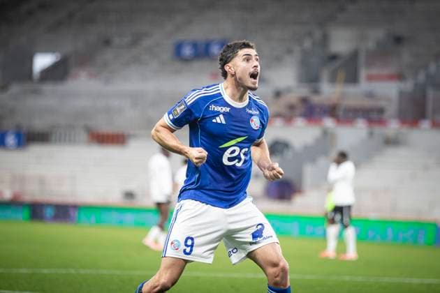 FOOTBALL: Ligue 1 Racing Strasbourg (RCS) vs Angers. 05 10 2025 Stade de la Meinau. Strasbourg - France Joie des joueurs de l equipe de Racing Strasbourg apres le but de Joaquin Panichelli 9 (RCS)  Copyright: xElyxandroxCEGARRAx