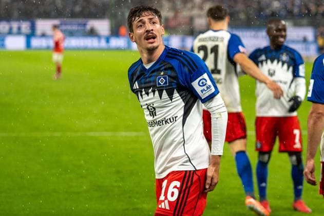 Deutschland: Fussball 1. Liga, 6. Spieltag 2025 2026, Hamburger SV - FSV Mainz 05 am 05.10. in Hamburg (Volksparkstadion): Torjubel HSV 4:0 Rayan Philippe (Hamburger SV 14) Giorgi Gocholeishvili (Hamburger SV 16) Copyright: xSvenxHeidmannx