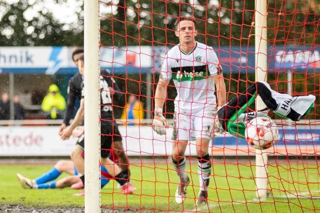 Fussball I Herren I Saison 2025-2026 I Regionalliga Nord I 13. Spieltag I SV Drochtersen-Assel - Hannover 96 II I 05.10.2025 Luca-Joel Grumpe (22, Hannover 96 II) Drochtersen Kehdinger Stadion Niedersachsen Deutschland Copyright: xLobeca JörgxStruwex