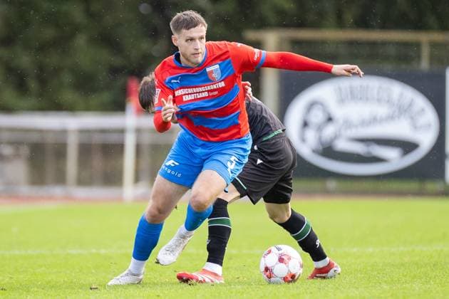 Fussball I Herren I Saison 2025-2026 I Regionalliga Nord I 13. Spieltag I SV Drochtersen-Assel - Hannover 96 II I 05.10.2025 Jannes Wulff (5, SV Drochtersen Assel) Drochtersen Kehdinger Stadion Niedersachsen Deutschland Copyright: xLobeca JörgxStruwex