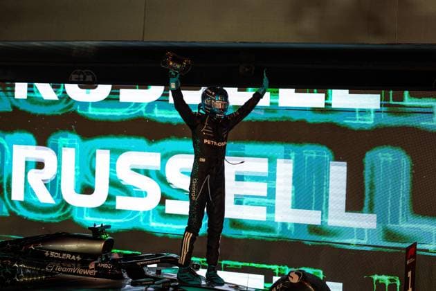 F1 Singapore Grand Prix 2025 George Russell (Gbr) of Mercedes-AMG Petronas F1 Team 63 on Sunday during Formula 1 Singapore Airlines Singapore Grand Prix 2025 at the Marina Bay Street Circuit on October 5, 2025 Photo by Antoine Lapeyre ABACAPRESS.COM Singapore Singapore  Copyright: xLapeyrexAntoine ABACAx