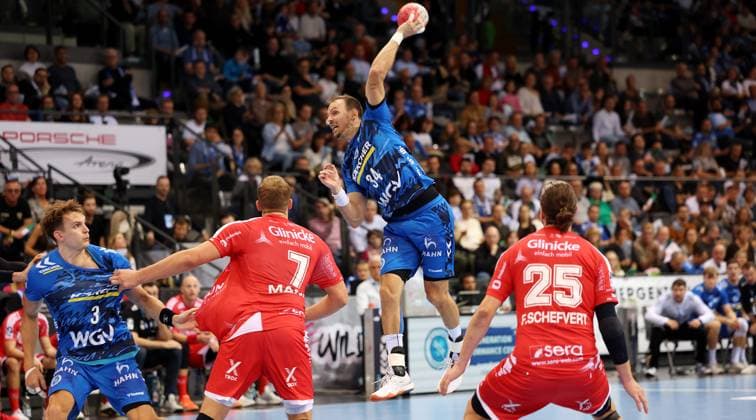 BAU 05.10.2025 Stuttgart Handball TVB Stuttgart vs. MT Melsungen, Kai Häfner (TVB, am Ball)