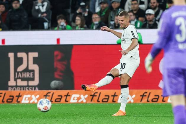 Fussball, Bundesliga Saison 2025 2026 6. Spieltag Borussia Mönchengladbach - SC Freiburg 05.10.2025, BORUSSIA-PARK Nico Elvedi (Borussia Mönchengladbach, 30) Mönchengladbach BORUSSIA-PARK Nordrhein-Westfalen Deutschland