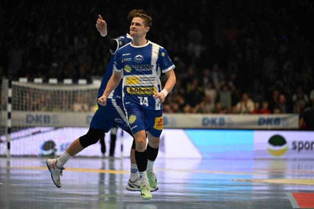 RECORD DATE NOT STATED Peter Walz (14; ThSV Eisenach) jubelt nach einem Tor für ThSV Eisenach Peter Walz (14; ThSV Eisenach) jubelt Copyright: xJoshuaxHildebrandtx