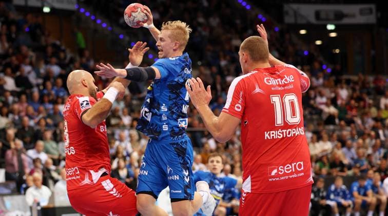 BAU 05.10.2025 Stuttgart Handball TVB Stuttgart vs. MT Melsungen, Torben Matzken (TVB, am Ball)